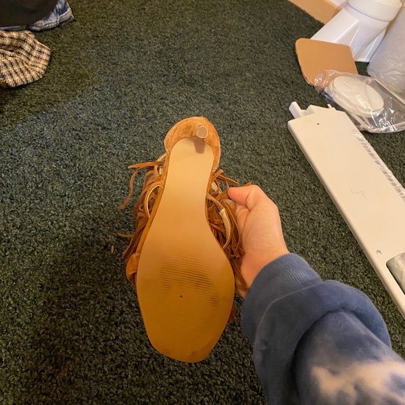 STEVE MADDEN NEVER WORN 2000’s Heels - Picture 5 of 5